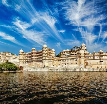 City Palace view from the lake. Udaipur, Rajasthan, India