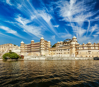 City Palace view from the lake. Udaipur, Rajasthan, India